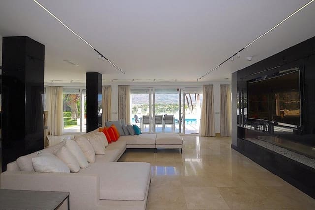 6 bedroom Villa for sale in Las Brisas, Marbella with pool garage - € 4,500,000 (Ref: 7223732)