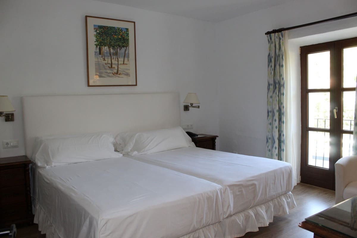 18 soveværelse Hotel til salg i Ronda med swimmingpool - € 3.000.000 (Ref: 7274393)