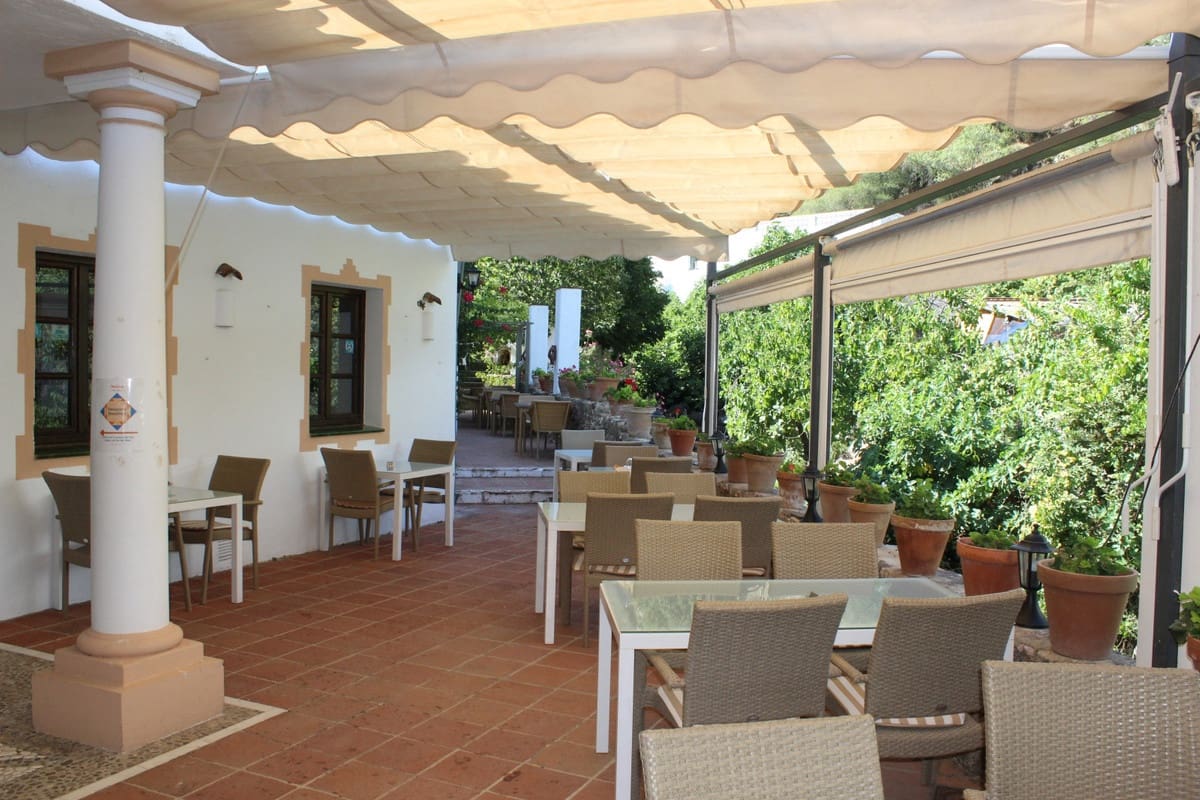 18 soveværelse Hotel til salg i Ronda med swimmingpool - € 3.000.000 (Ref: 7274393)