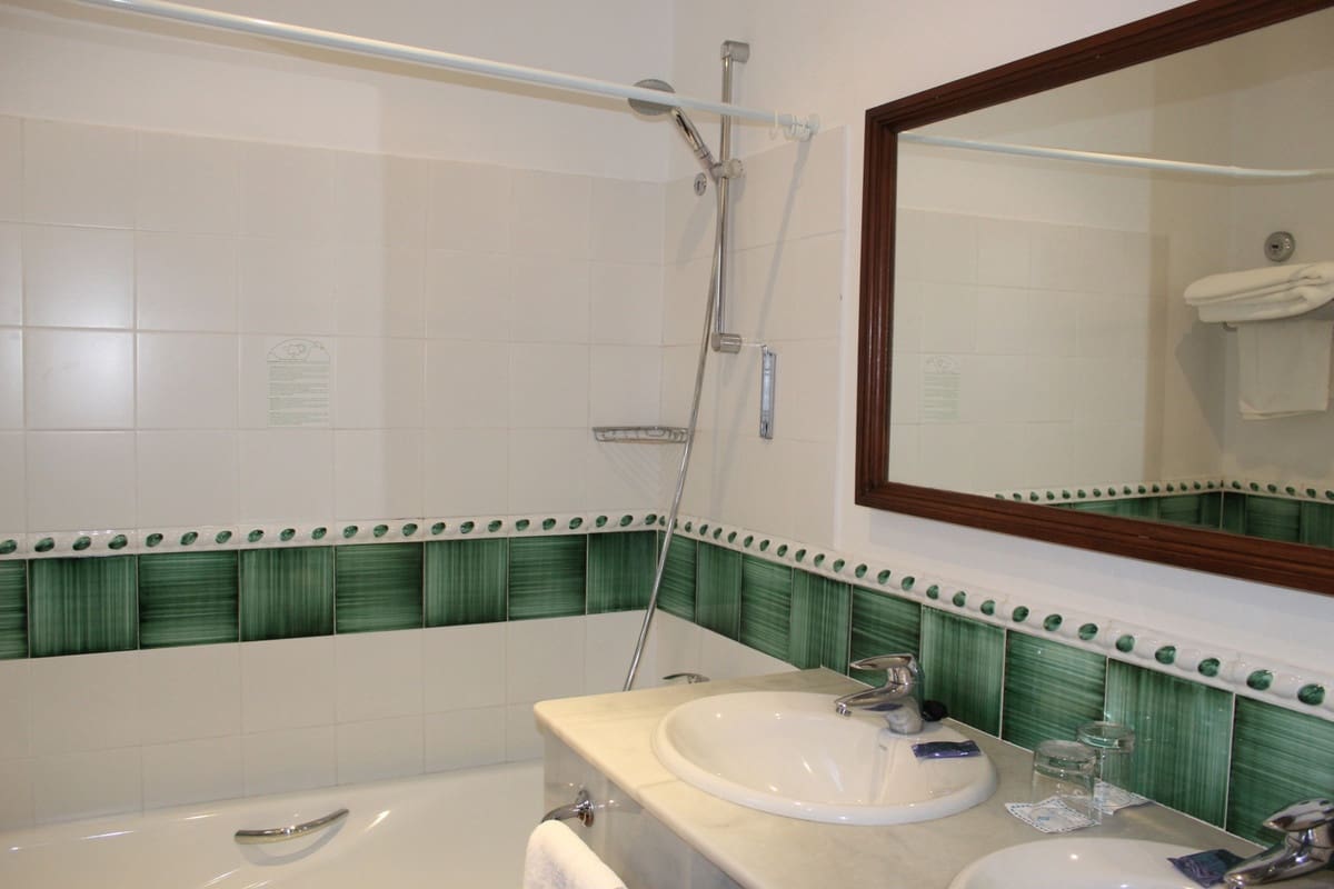 18 soveværelse Hotel til salg i Ronda med swimmingpool - € 3.000.000 (Ref: 7274393)