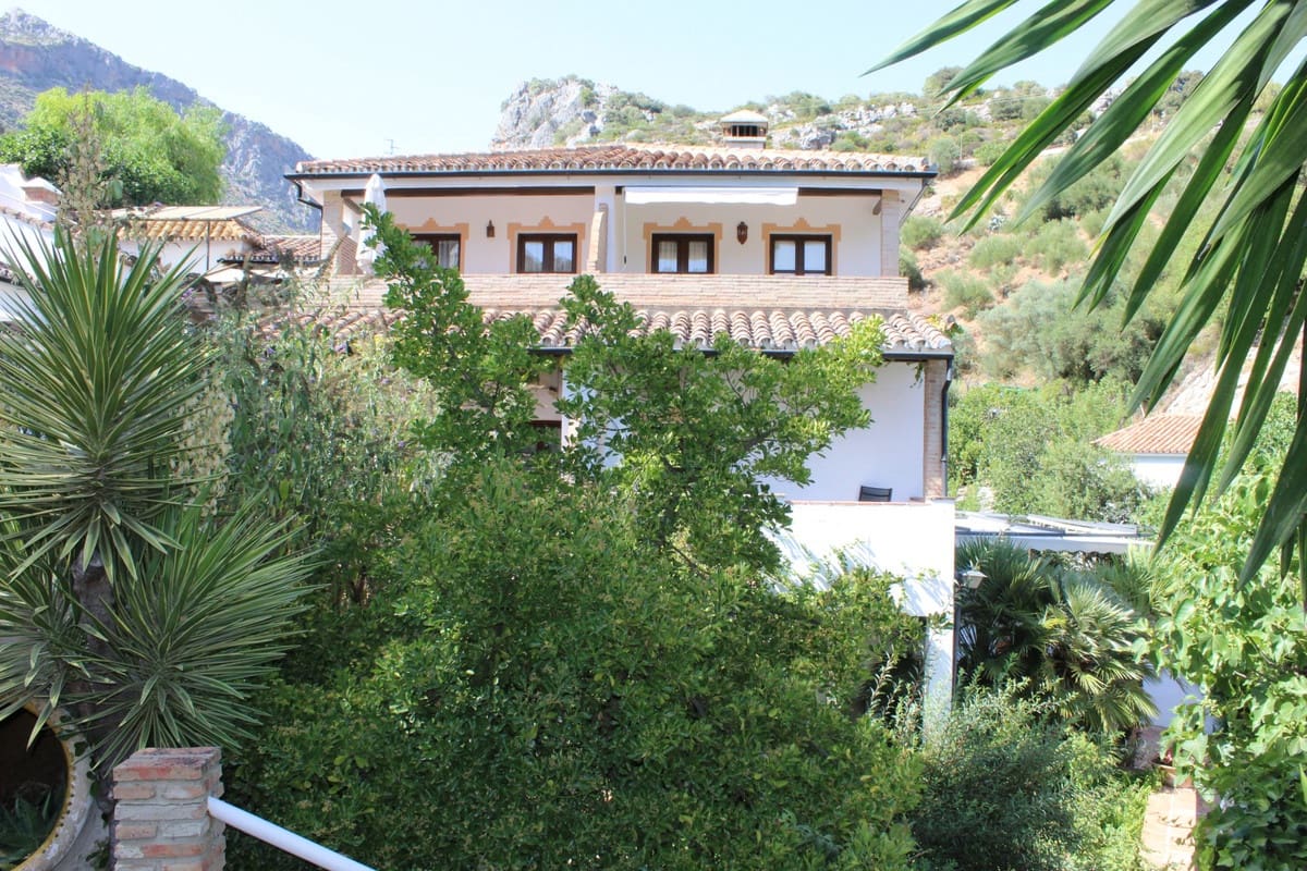 18 soveværelse Hotel til salg i Ronda med swimmingpool - € 3.000.000 (Ref: 7274393)