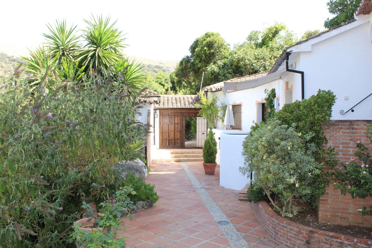 18 soveværelse Hotel til salg i Ronda med swimmingpool - € 3.000.000 (Ref: 7274393)