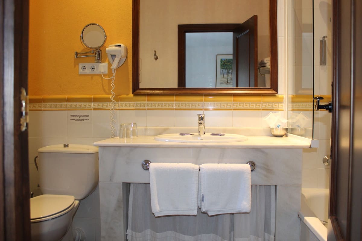 18 soveværelse Hotel til salg i Ronda med swimmingpool - € 3.000.000 (Ref: 7274393)