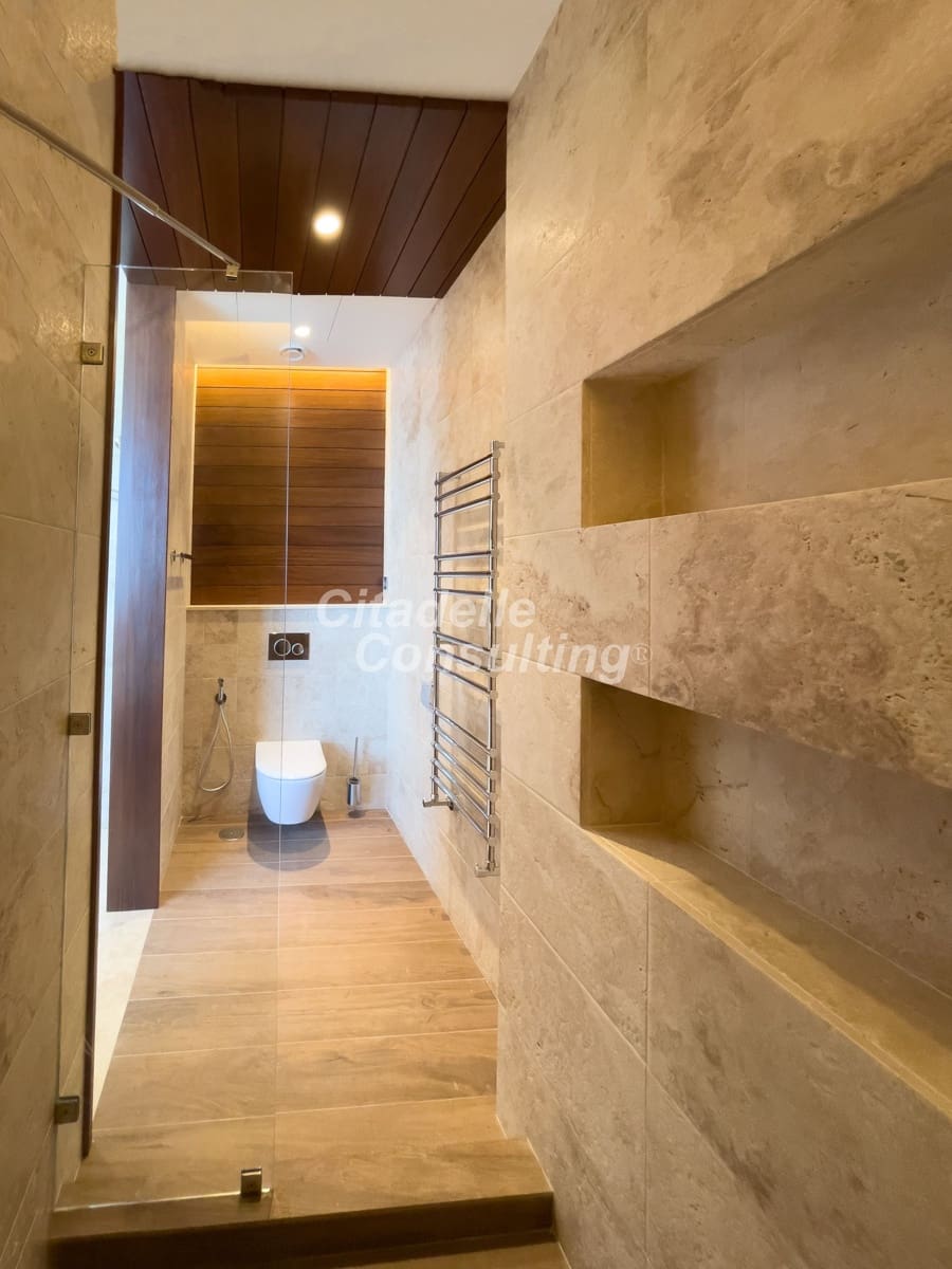 12 bedroom Villa for sale in Benahavis with pool - € 12,700,000 (Ref: 7471105)