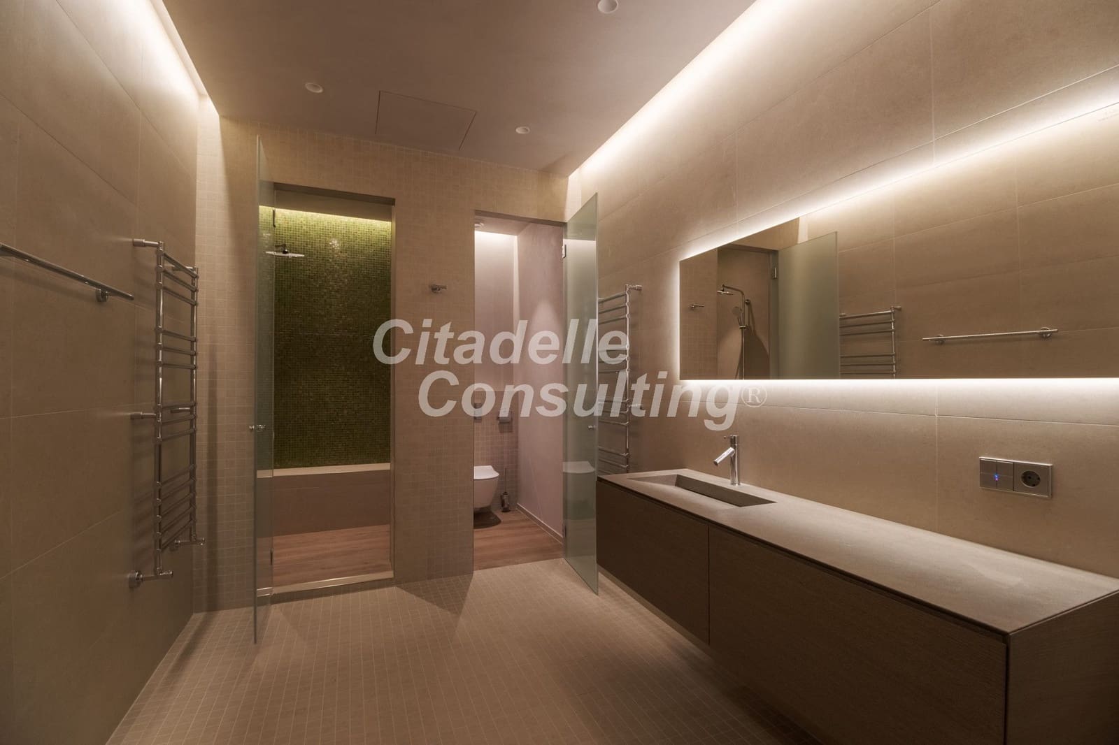 12 bedroom Villa for sale in Benahavis with pool - € 12,700,000 (Ref: 7471105)