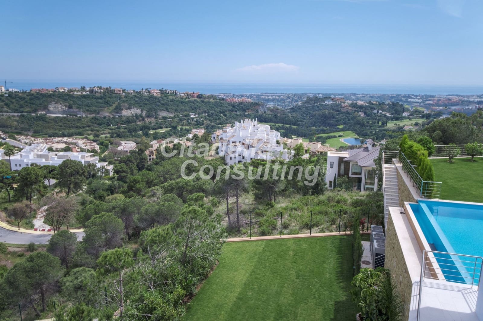 12 bedroom Villa for sale in Benahavis with pool - € 12,700,000 (Ref: 7471105)