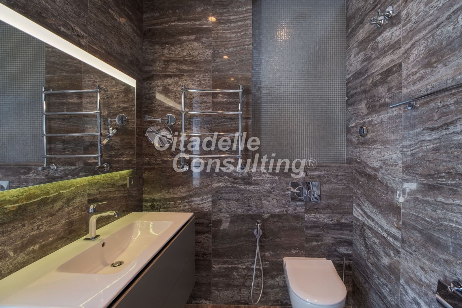 12 bedroom Villa for sale in Benahavis with pool - € 12,700,000 (Ref: 7471105)