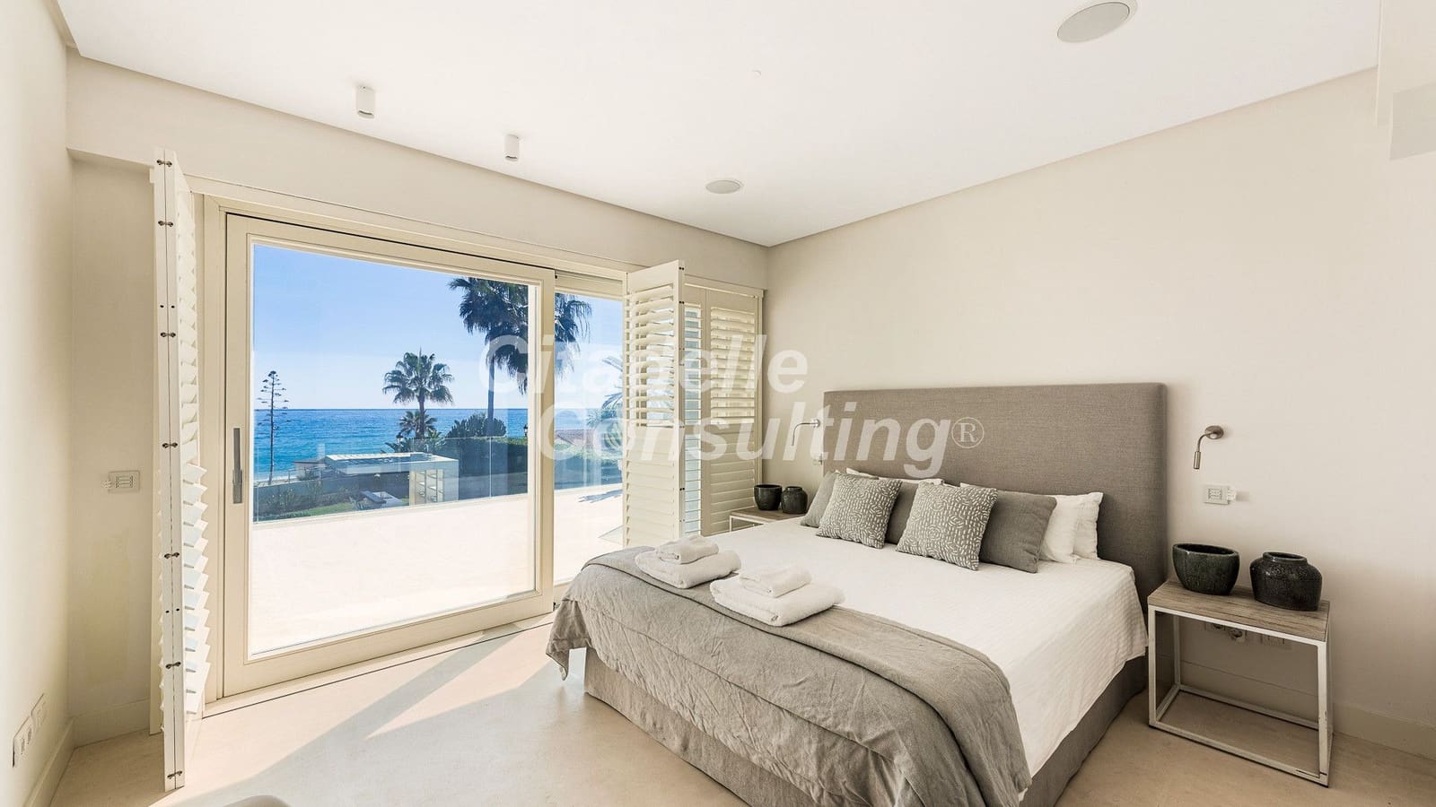 6 slaapkamer Villa te koop in Golden Mile met zwembad - € 14.850.000 (Ref: 7471107)