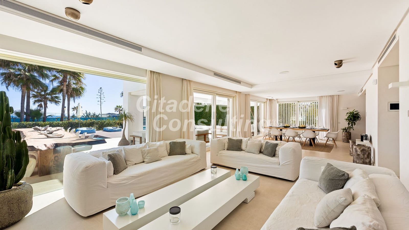 6 slaapkamer Villa te koop in Golden Mile met zwembad - € 14.850.000 (Ref: 7471107)