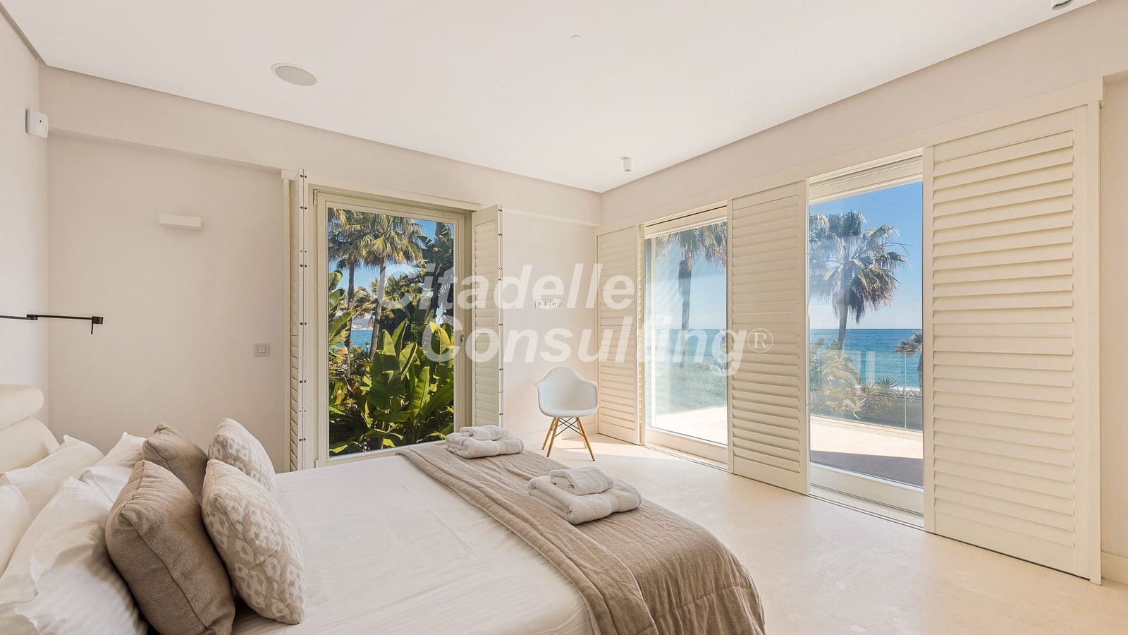 6 slaapkamer Villa te koop in Golden Mile met zwembad - € 14.850.000 (Ref: 7471107)