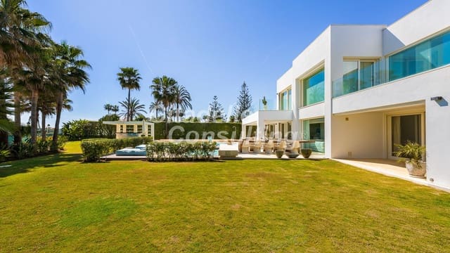 6 soveværelse Villa til salg i Lomas De Marbella, Marbella med swimmingpool - € 14.850.000 (Ref: 7471107)