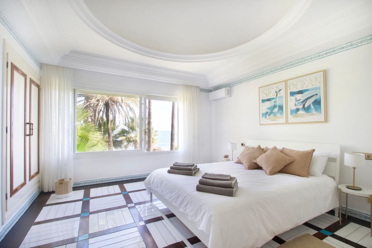 9 sypialnia Willa na sprzedaż w Golden Mile z basenem - 50 000 000 € (Ref: 7543231)