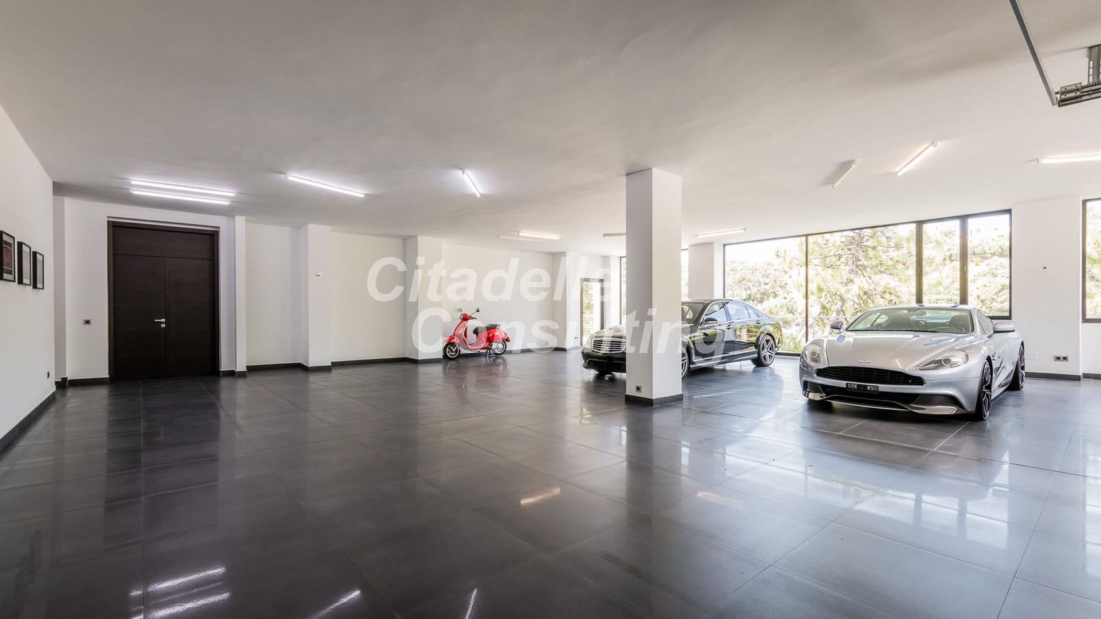 8 soverom Villa til salgs i Benahavis med svømmebasseng - € 11 900 000 (Ref: 7673413)