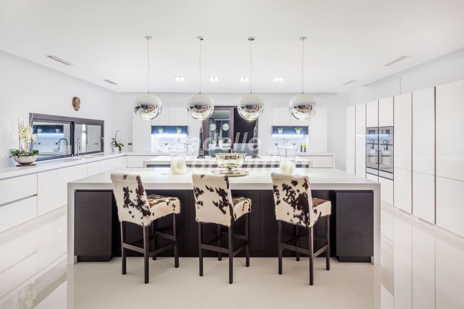 8 soverom Villa til salgs i Benahavis med svømmebasseng - € 11 900 000 (Ref: 7673413)