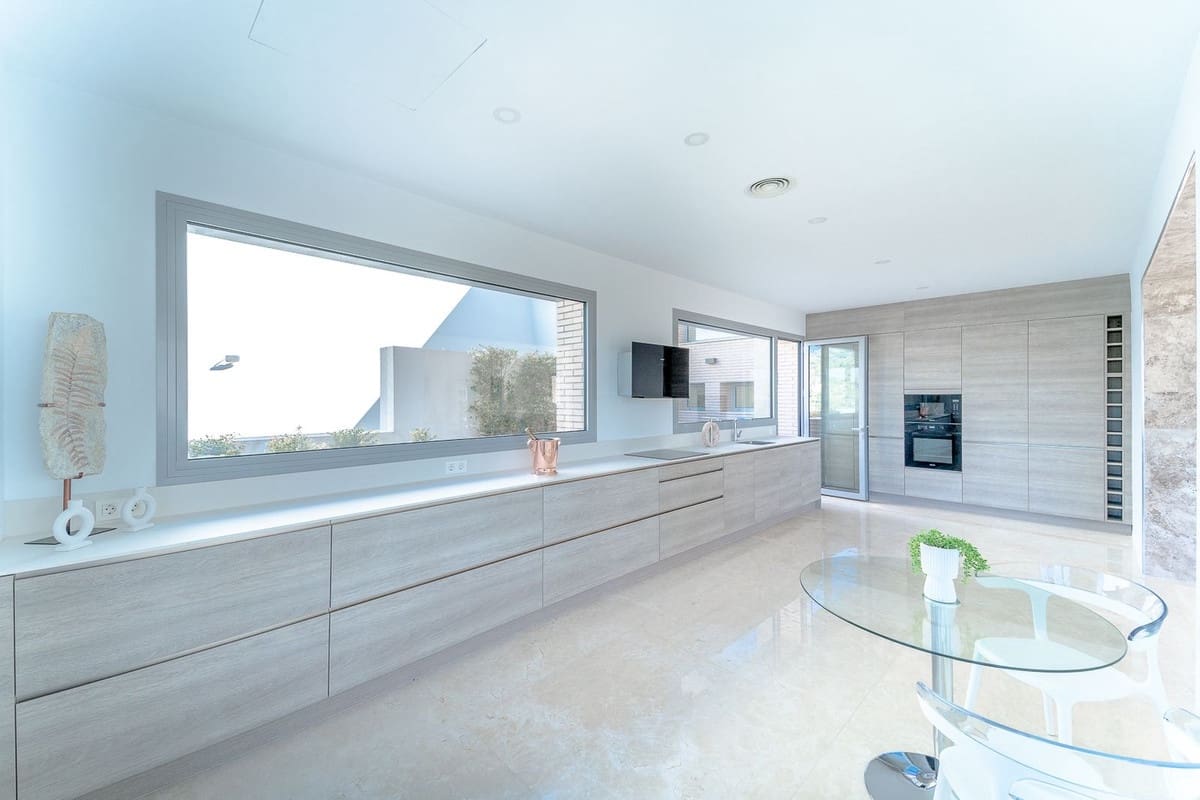 6 soveværelse Villa til salg i Los Arqueros med swimmingpool garage - € 3.250.000 (Ref: 7747061)