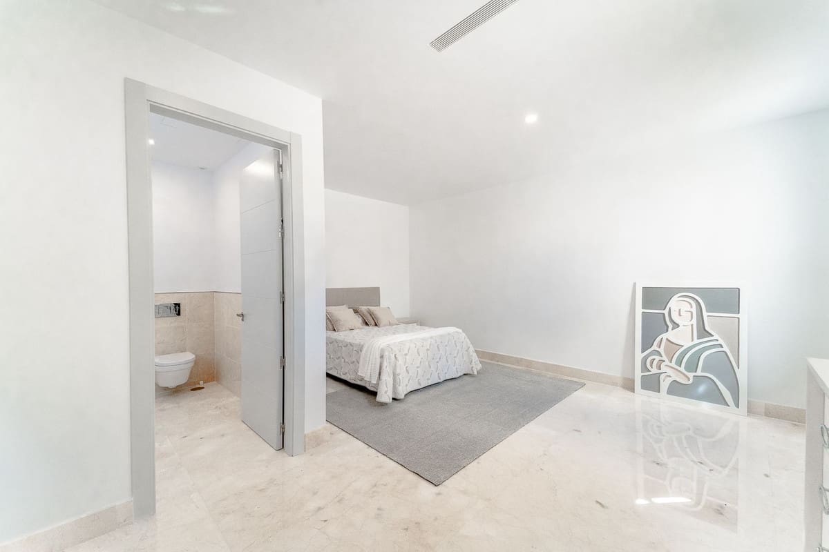 6 soveværelse Villa til salg i Los Arqueros med swimmingpool garage - € 3.250.000 (Ref: 7747061)