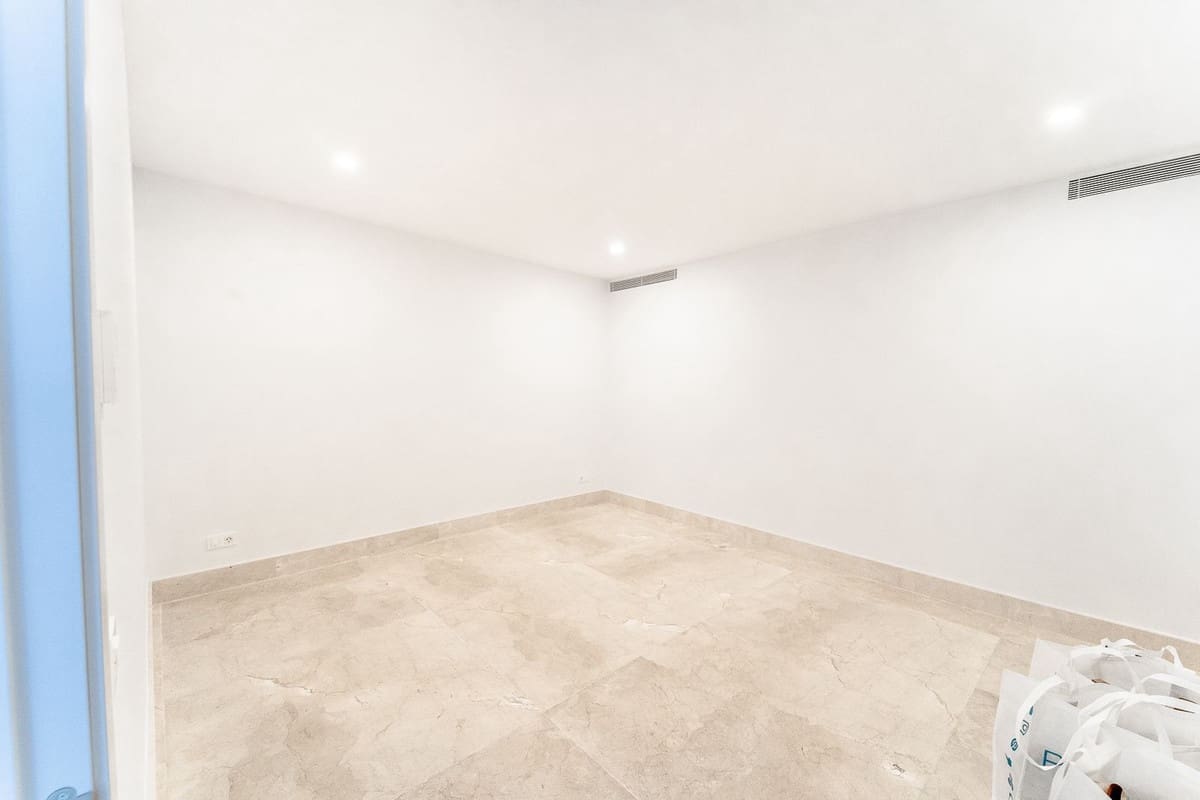 6 soveværelse Villa til salg i Los Arqueros med swimmingpool garage - € 3.250.000 (Ref: 7747061)