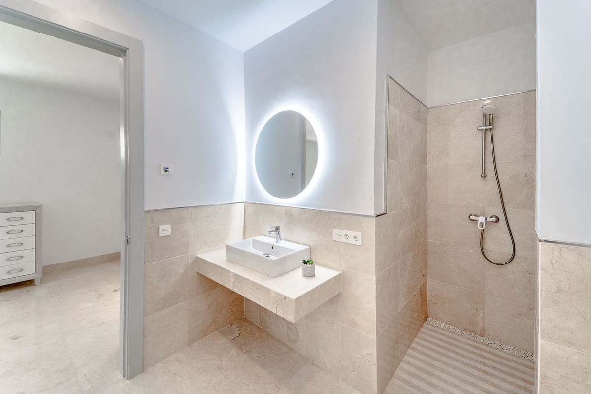 6 soveværelse Villa til salg i Los Arqueros med swimmingpool garage - € 3.250.000 (Ref: 7747061)