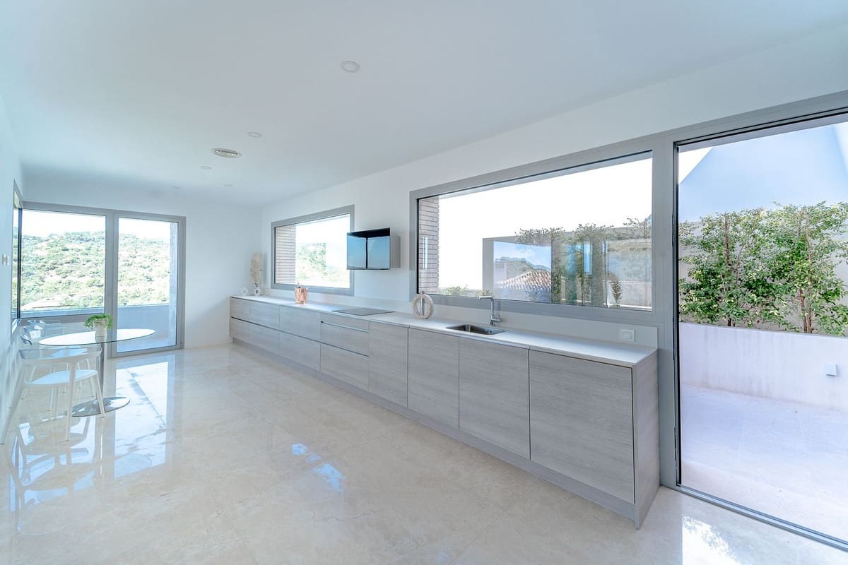 6 soveværelse Villa til salg i Los Arqueros med swimmingpool garage - € 3.250.000 (Ref: 7747061)