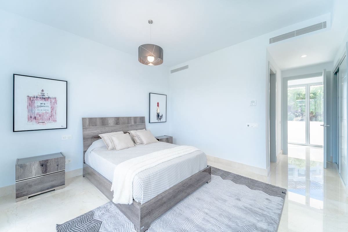 6 soveværelse Villa til salg i Los Arqueros med swimmingpool garage - € 3.250.000 (Ref: 7747061)