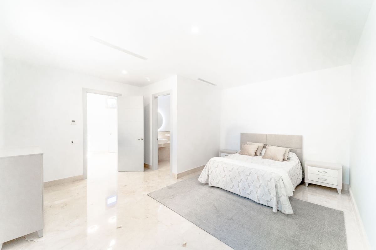 6 soveværelse Villa til salg i Los Arqueros med swimmingpool garage - € 3.250.000 (Ref: 7747061)