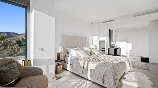 4 soverom Villa til salgs i Casco Antiguo, Marbella med svømmebasseng garasje - € 3 500 000 (Ref: 7747080)