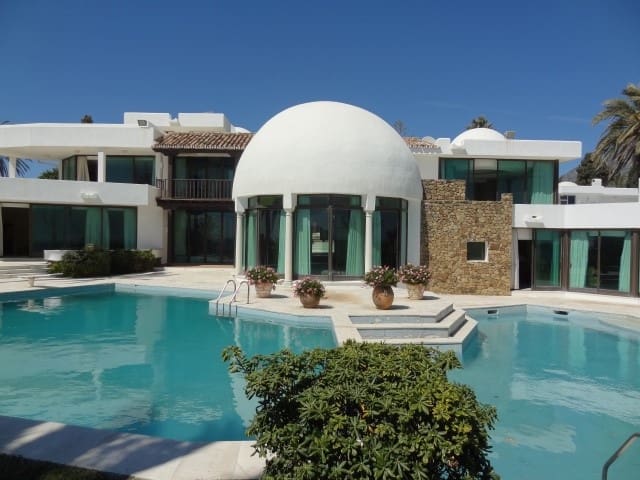 14 soverom Villa til salgs i La Carolina - Guadalpín, Marbella med svømmebasseng garasje - € 18 000 000 (Ref: 7989176)