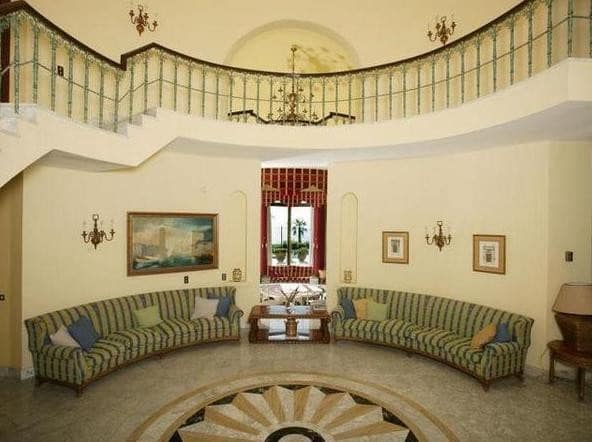 14 soverom Villa til salgs i La Carolina - Guadalpín, Marbella med svømmebasseng garasje - € 18 000 000 (Ref: 7989176)