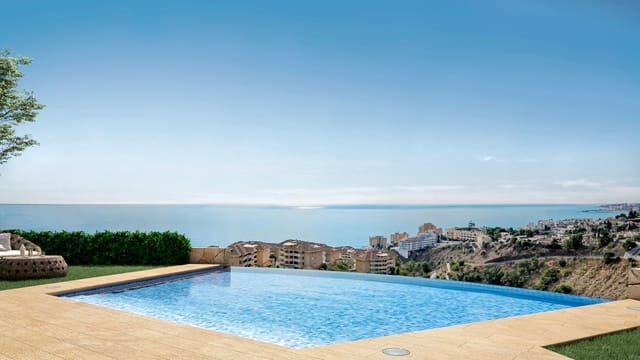 3 soveværelse Villa til salg i Las Gaviotas  - Carvajal, Fuengirola med swimmingpool garage - € 1.100.000 (Ref: 8040747)