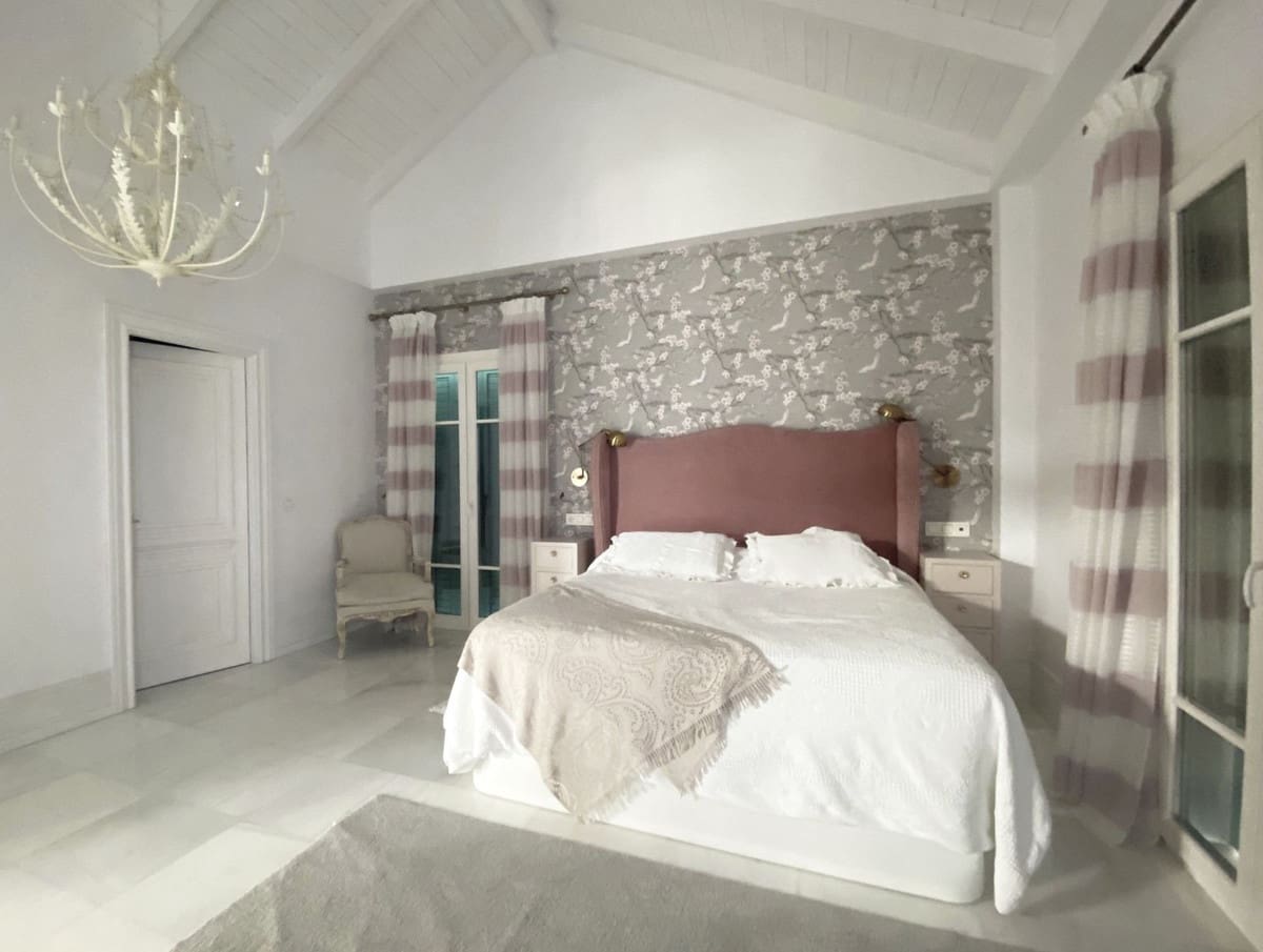 13 soveværelse Villa til salg i Marbella med swimmingpool garage - € 4.400.000 (Ref: 8421096)