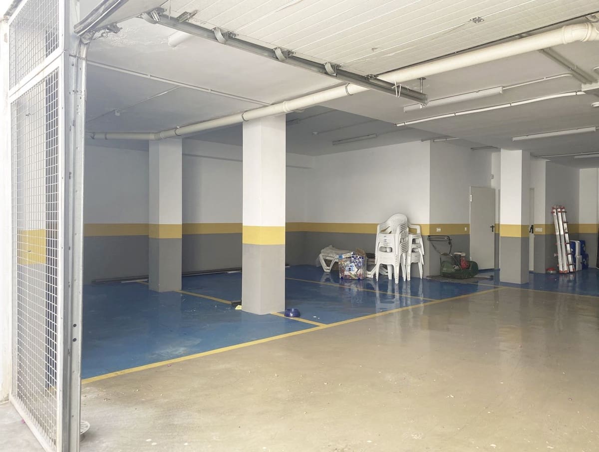 13 soveværelse Villa til salg i Marbella med swimmingpool garage - € 4.400.000 (Ref: 8421096)