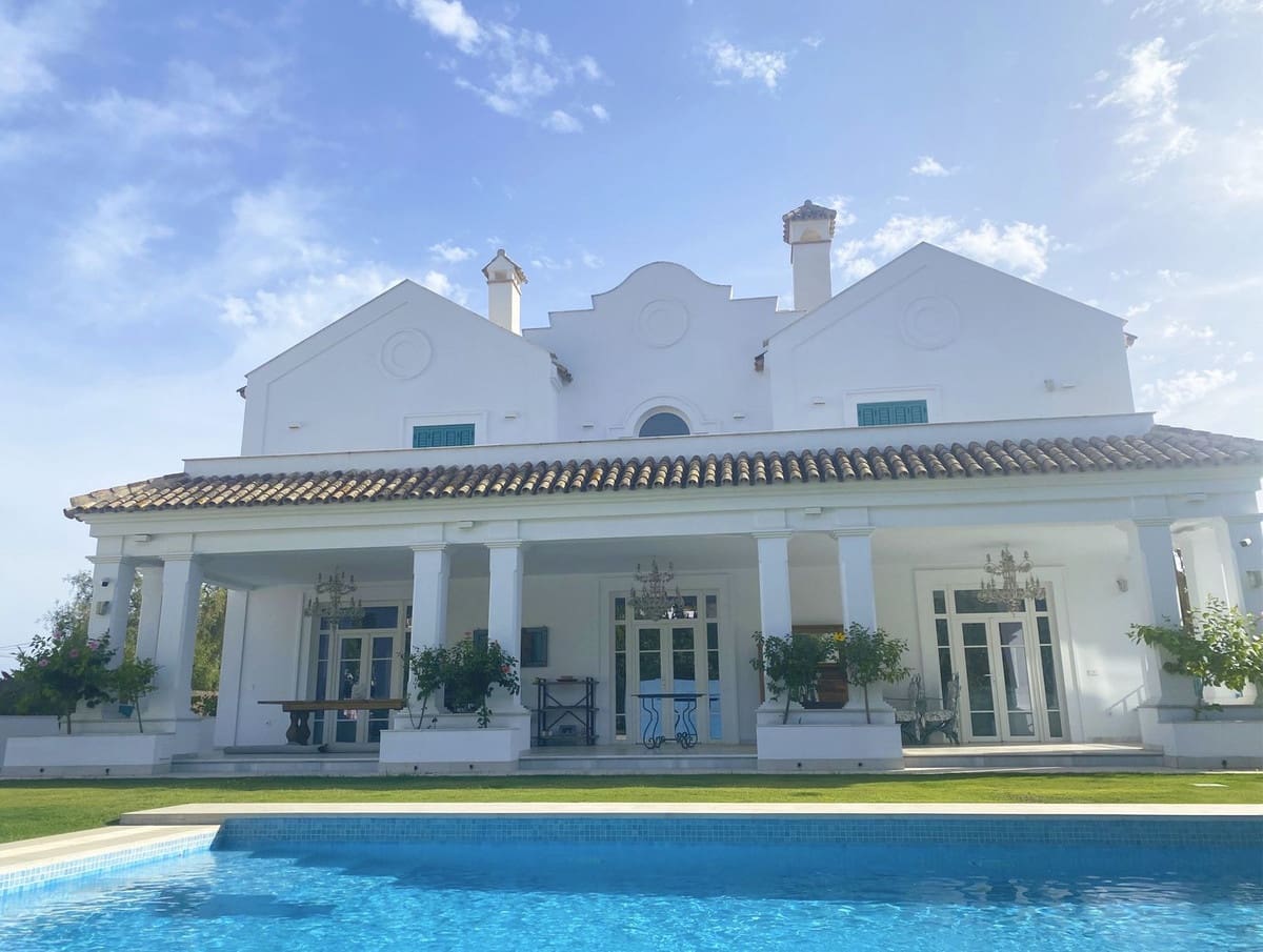 13 soveværelse Villa til salg i Marbella med swimmingpool garage - € 4.400.000 (Ref: 8421096)