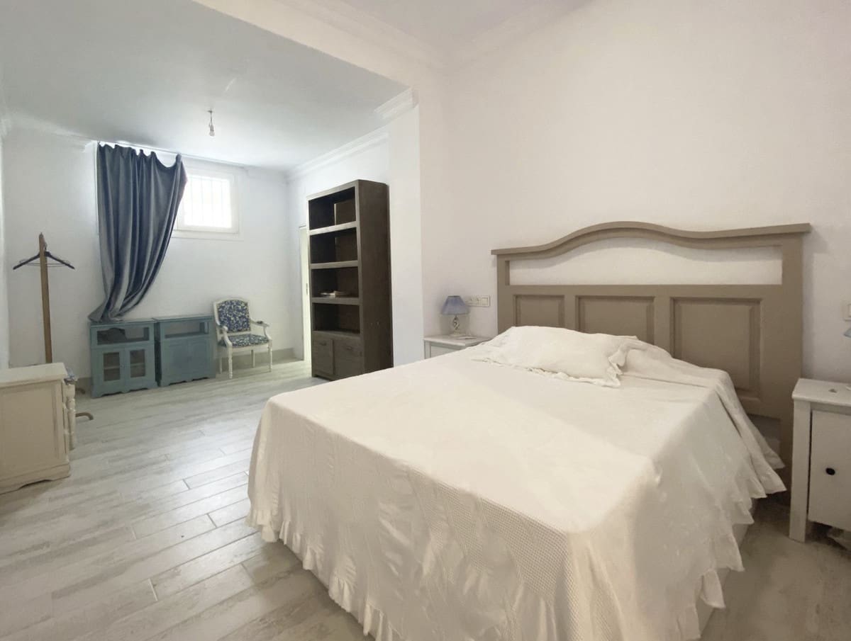 13 soveværelse Villa til salg i Marbella med swimmingpool garage - € 4.400.000 (Ref: 8421096)