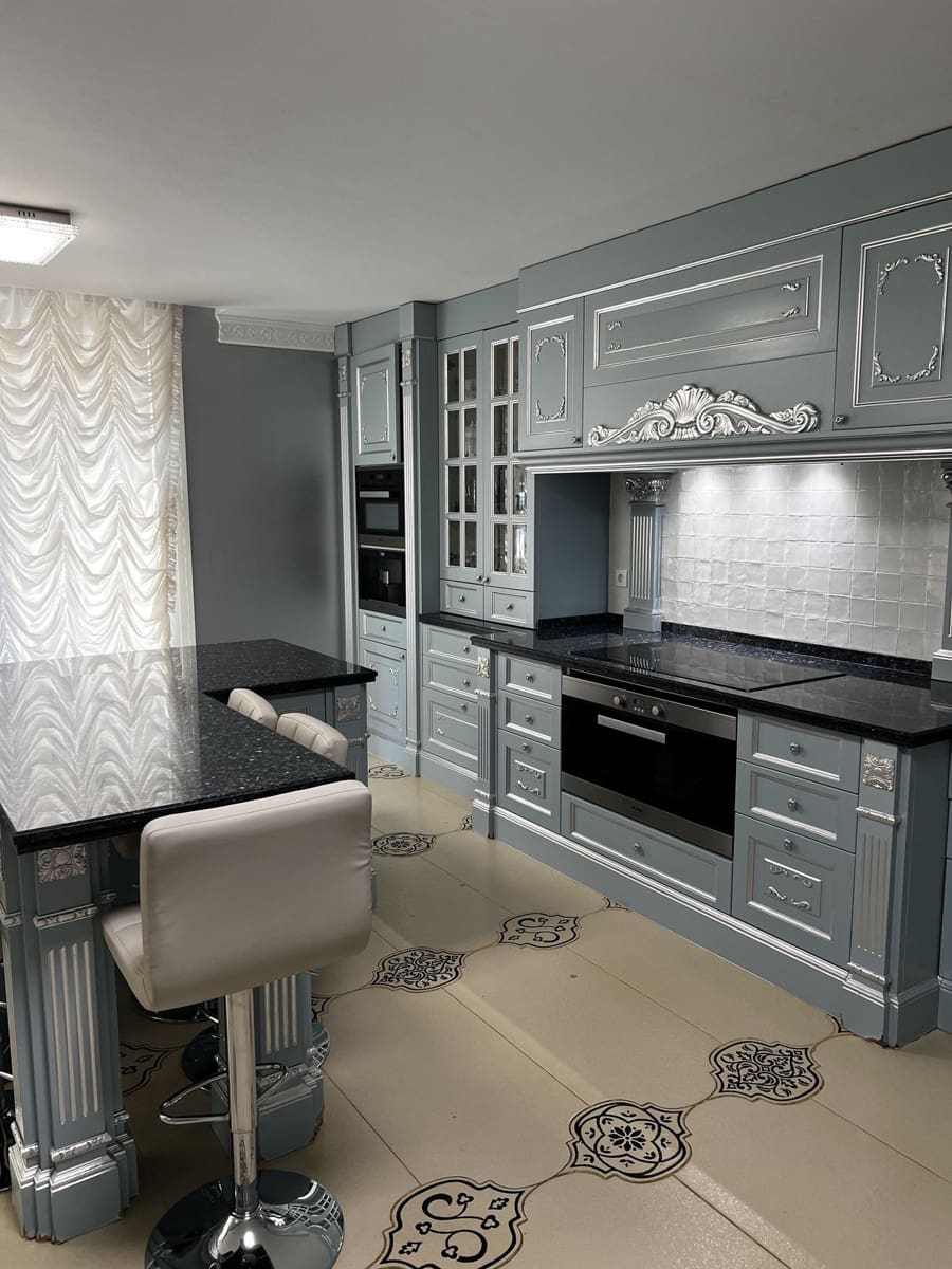 9 soveværelse Villa til salg i Marbella med swimmingpool garage - € 12.900.000 (Ref: 8441637)