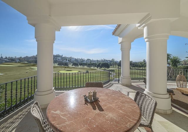 7 sypialnia Willa na sprzedaż w Las Brisas, Marbella z basenem garażem - 3 850 000 € (Ref: 8441764)