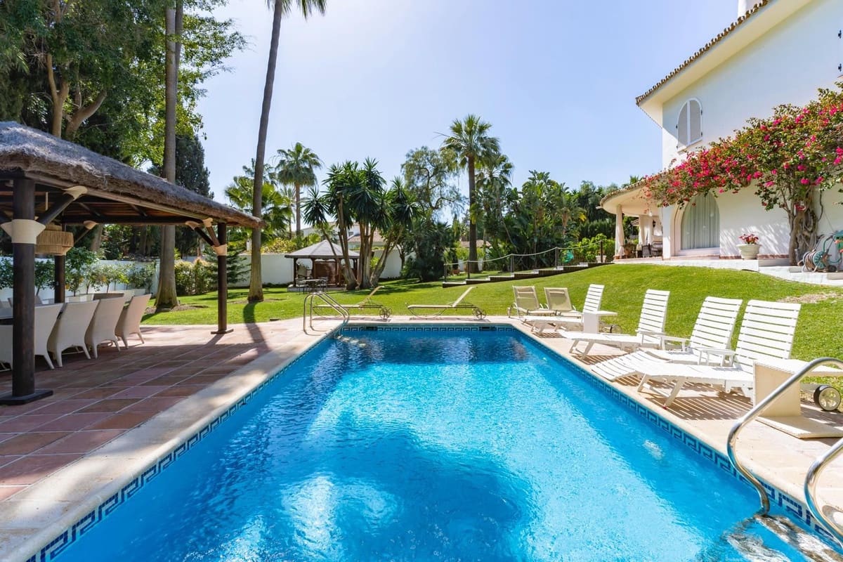 5 soveværelse Villa til salg i Marbella - € 3.250.000 (Ref: 8441798)