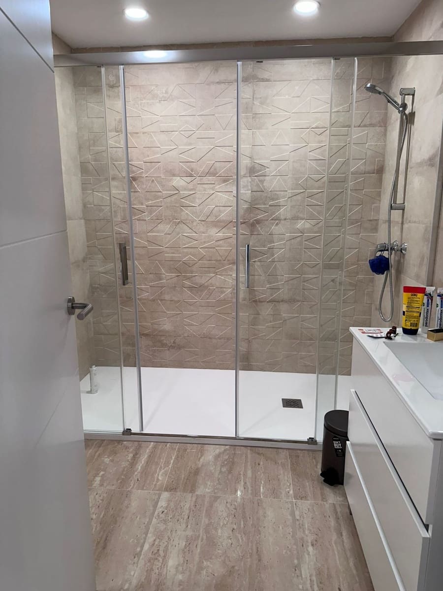 6 bedroom Villa for sale in Nueva Andalucia with pool garage - € 3,500,000 (Ref: 8441827)