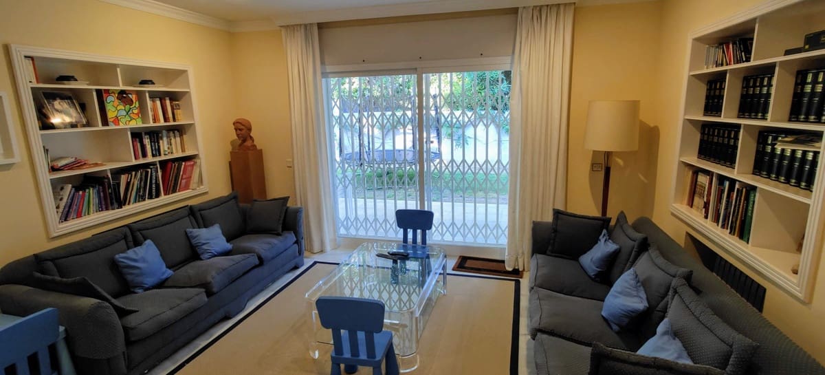 8 sypialnia Willa na sprzedaż w Guadalmina z basenem garażem - 6 000 000 € (Ref: 8441835)