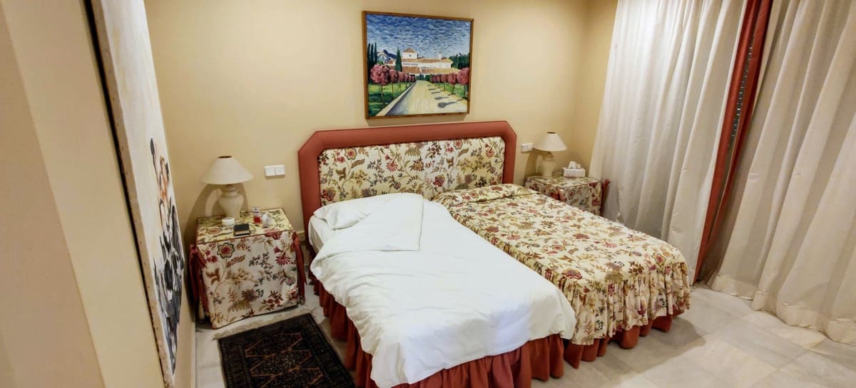 8 sypialnia Willa na sprzedaż w Guadalmina z basenem garażem - 6 000 000 € (Ref: 8441835)