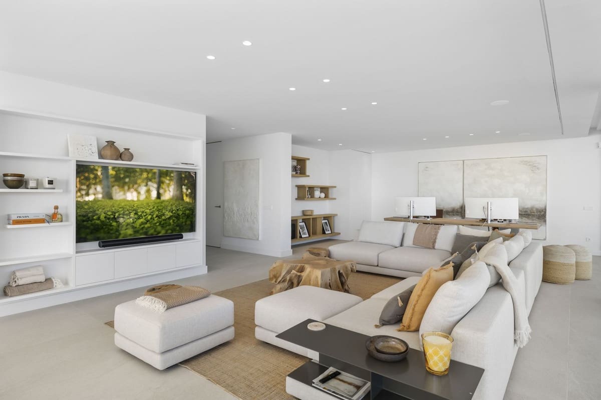 6 slaapkamer Villa te koop in Benahavis met zwembad - € 4.895.000 (Ref: 8441839)