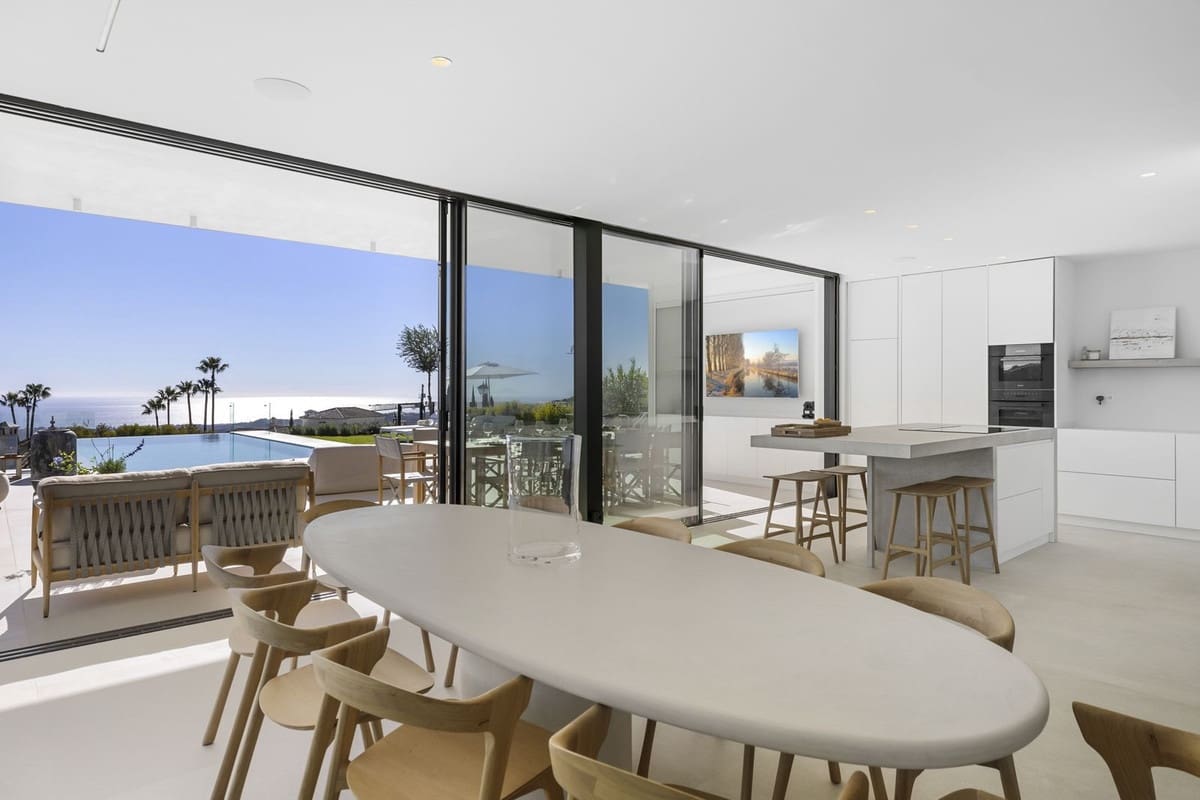 6 slaapkamer Villa te koop in Benahavis met zwembad - € 4.895.000 (Ref: 8441839)