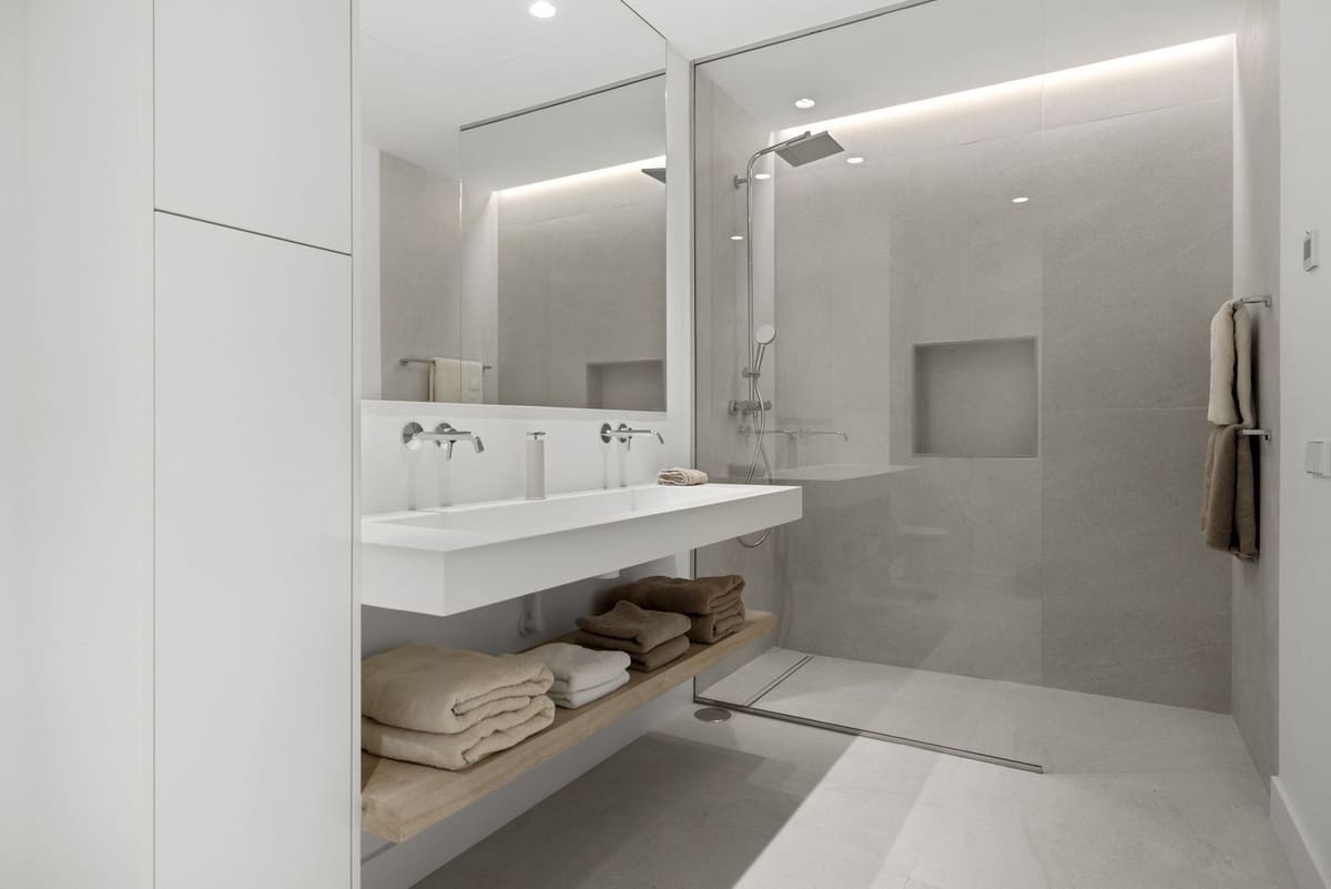 6 slaapkamer Villa te koop in Benahavis met zwembad - € 4.895.000 (Ref: 8441839)