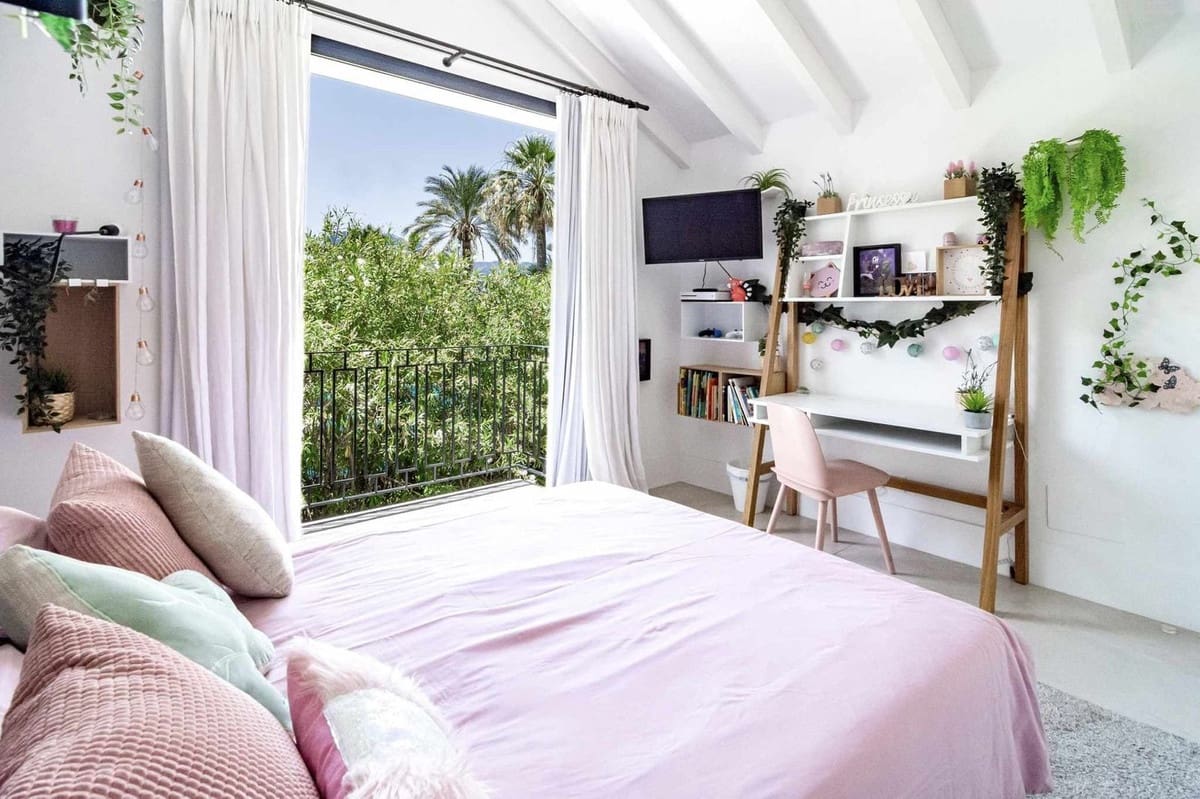 4 quarto Moradia para venda em Nueva Andalucia com piscina - 4 495 000 € (Ref: 8441883)