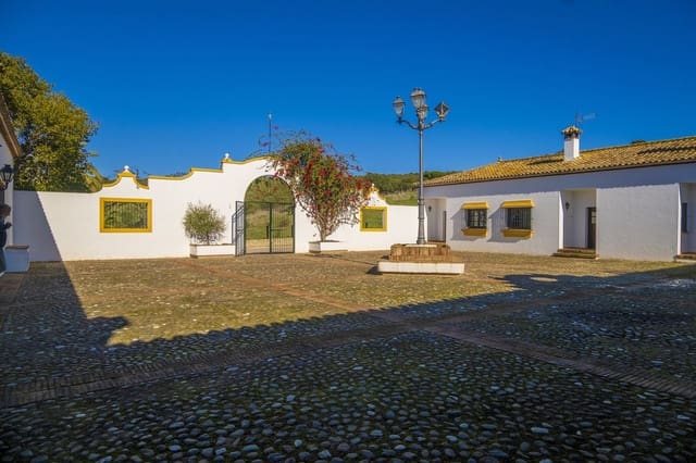 7 soveværelse Finca/Landehus til salg i San Martin del Tesorillo med swimmingpool garage - € 5.500.000 (Ref: 8441918)