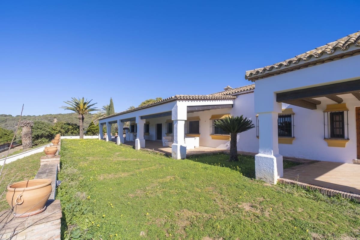 7 soveværelse Finca/Landehus til salg i San Martin del Tesorillo med swimmingpool garage - € 5.500.000 (Ref: 8441918)