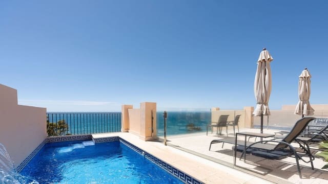 6 bedroom Studio for sale in Centro, Estepona with pool - € 3,850,000 (Ref: 8441928)
