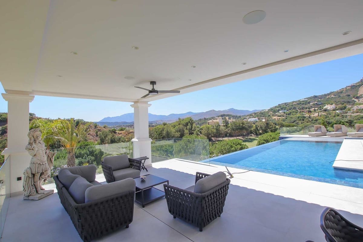 5 soveværelse Villa til salg i Marbella med swimmingpool garage - € 7.900.000 (Ref: 8441953)