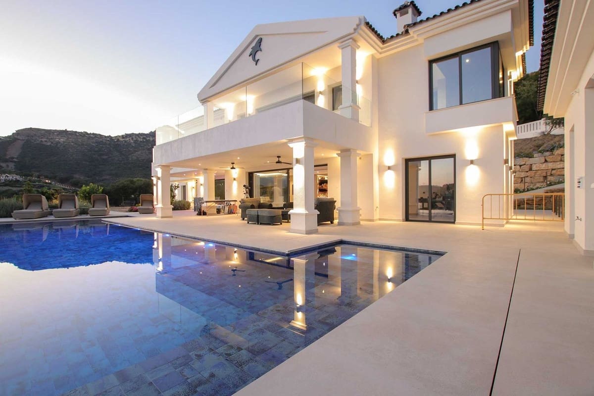 5 soveværelse Villa til salg i Marbella med swimmingpool garage - € 7.900.000 (Ref: 8441953)