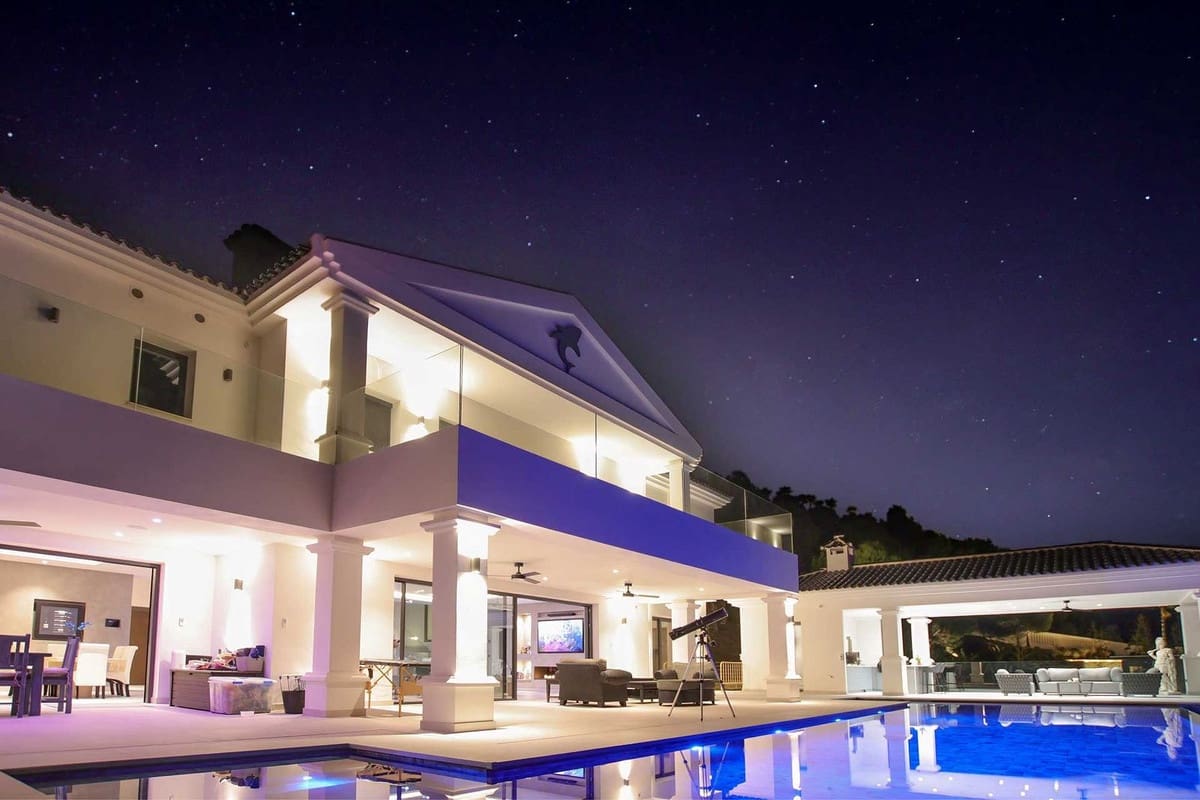 5 soveværelse Villa til salg i Marbella med swimmingpool garage - € 7.900.000 (Ref: 8441953)