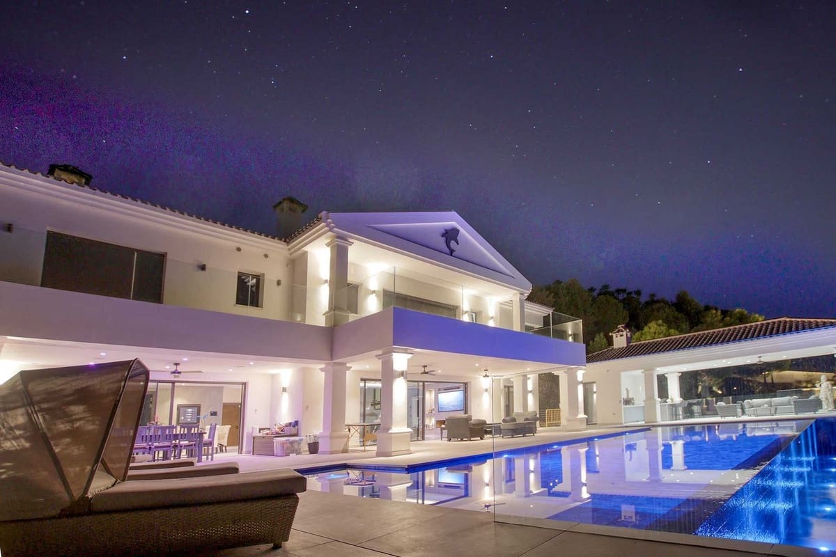 5 soveværelse Villa til salg i Marbella med swimmingpool garage - € 7.900.000 (Ref: 8441953)